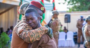 Burkina/Indépendance : la Nation reconnaissante à 383 personnes pour leur engagement