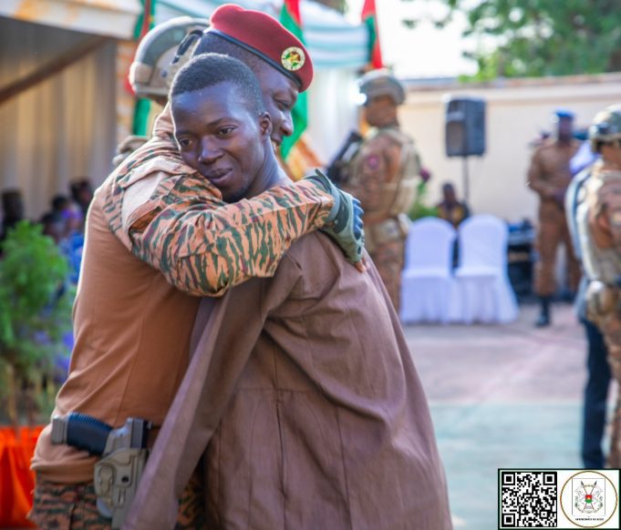 Burkina/Indépendance : la Nation reconnaissante à 383 personnes pour leur engagement