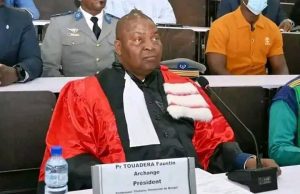 Burkina: le président Faustin Touadera préside deux jurys de soutenance de thèse