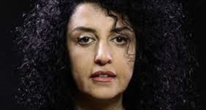 Iran: Narges Mohammadi, Prix Nobel de la paix 2023, libérée de prison pour des raisons de santé