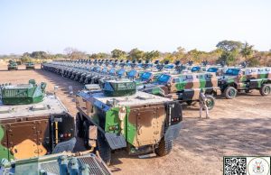 Burkina/Lutte contre le terrorisme: de nouveaux engins logistiques et de combat remis à l’armée