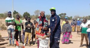 Fête de fin d’année: la Sonabel apporte du sourire à près de 500 PDI à travers l’APRN