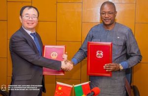 Coopération sino-burkinabè: la Chine accorde une aide d’environ 17 milliards FCFA pour la réalisation de projets structurants