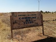 Burkina: les femmes interdites de s’aventurer au-delà du centre-ville de Titao sans autorisation (autorité locale)