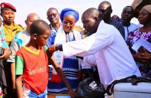 Burkina/Fièvre typhoïde: la campagne de vaccination officiellement lancée dans les Hauts-Bassins