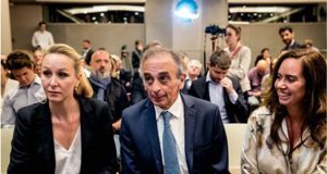 La droite européenne hostile à l’immigration et les grosses fortunes autour de Trump