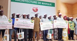 Tranche Commune Entente: quatre «ambassadeurs» de la LONAB reçoivent 13 millions FCFA