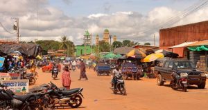 Côte d’Ivoire: des fonctionnaires invités à s’acquitter de leurs loyers à Korhogo