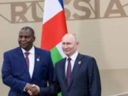 Archange trouve la sécurité à Moscou, Lourenço cherche la paix pour ses voisins à Paris