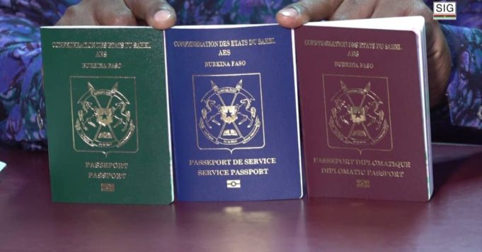 Passeport AES: des difficultés signalées, le Mali rassure