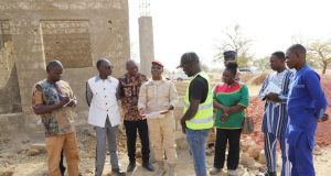 Burkina/Nagréongo: la ministre Kabré insatisfaite des travaux de construction des 50 logements des PDI