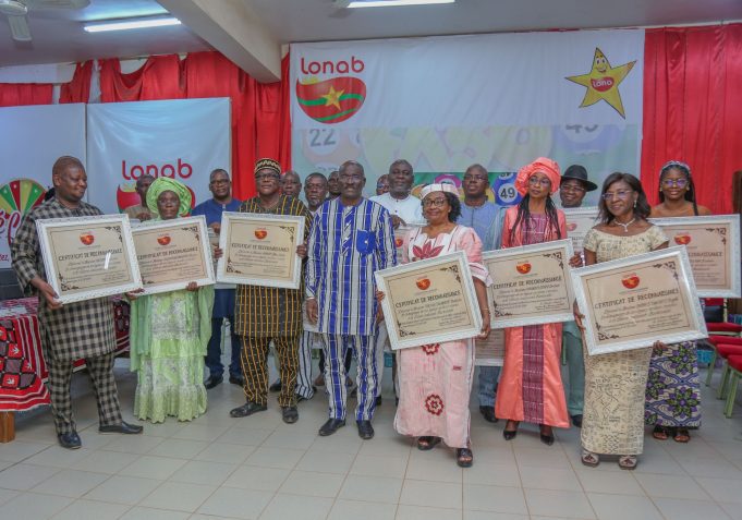 Burkina: la LONAB honore ses retraités
