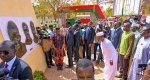 Mémorial Thomas Sankara: le Maréchal Mahamat Idriss Déby Itno rend hommage au père de la Révolution burkinabè