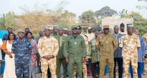 Burkina: le ministre de la Sécurité salue les efforts des Forces de Défense et de Sécurité (FDS)