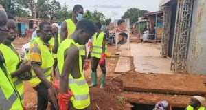Ouagadougou: les propriétaires des biens installés sur des caniveaux interpellés par la mairie