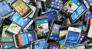 Burkina: depuis 2019, le nombre d’utilisateurs actifs de téléphones portables dépasse celui de la population