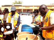 Burkina: les Lions mangent avec un millier d’enfants