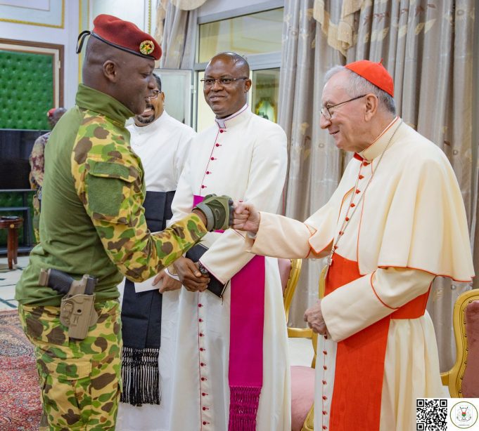 Reconquête du territoire national: le Président du Faso reçoit les bénédictions du Saint-Siège