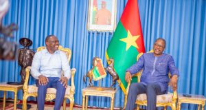 Coopération économique Burkina Faso-Ghana: le PDG de Ghana Nuts Limited échange avec le Chef de la diplomatie burkinabè