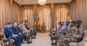 Mali: des Russes à Koulouba
