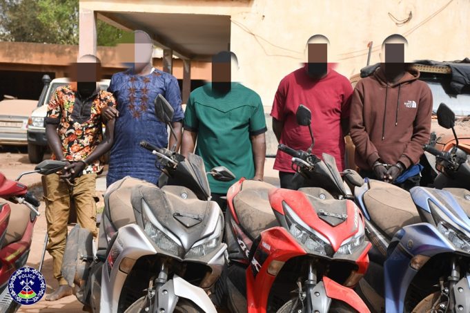 Ouagadougou: cinq présumés braqueurs aux arrêts
