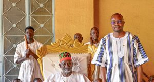 Burkina: le Premier ministre et les «conseils avisés» du Mogho Naaba