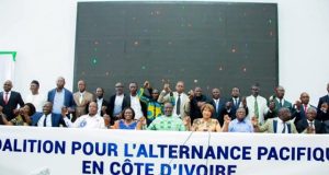 Côte d’Ivoire: 25 partis d’opposition forment une coalition pour la présidentielle d’octobre