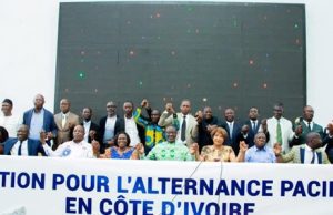 Côte d’Ivoire: 25 partis d’opposition forment une coalition pour la présidentielle d’octobre