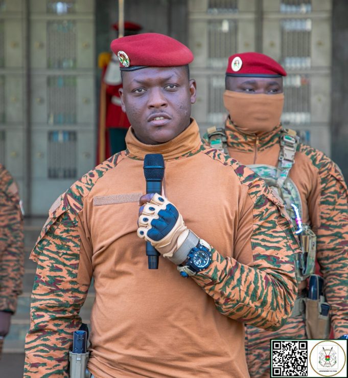 AES: « Au départ, les gens se sont moqués… » (Capitaine Ibrahim Traoré)