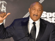 Boxe: décès du poids lourd américain George Foreman à 76 ans