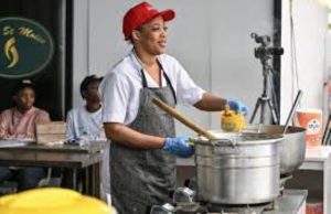 Record Guinness: cheffe Zeinab Bancé retourne à la cuisine!