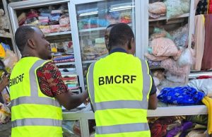 Burkina: la BMCRF s’intéresse aux fils à tisser locaux et des articles de mercerie