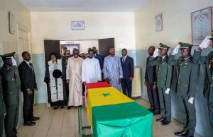 Sénégal: le président Faye aux côtés de la famille de Mamadou Badio Camara
