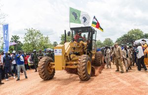 République centrafricaine: le président Touadéra lance les travaux de construction de la route Gouga-Mbaïki-Bangui