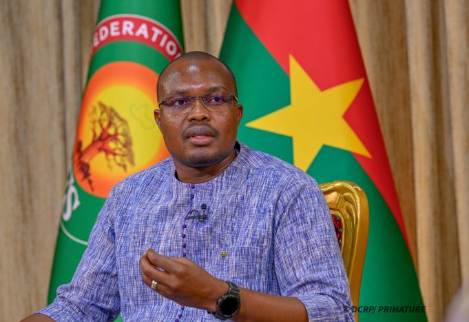 VIDEO-Burkina: le Premier ministre Jean Emmanuel Ouédraogo parle des déstabilisateurs