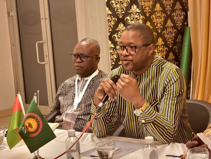 Burkina: « …les VDP armés vont bientôt laisser la place aux VDP sur des bulldozer » (ministre Affaire étrangère)