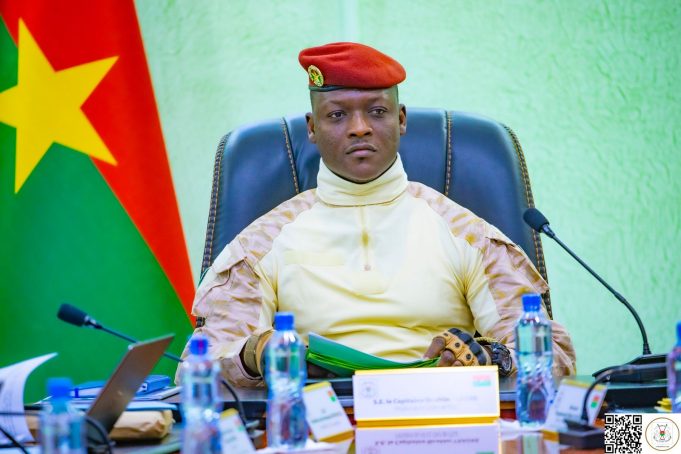 Burkina/Tabaski: le président du Faso appelle à «l’union sacrée et à une solidarité agissante»