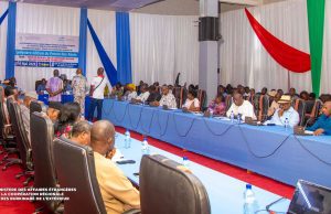 Burkina: un forum pour rendre hommage aux anciens diplomates