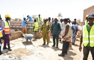 Burkina: logements innovants et agriculture hors-sol pour des PDI