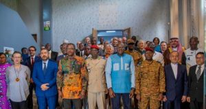Burkina: des membres du Gouvernement échangent avec le Corps diplomatique accrédité