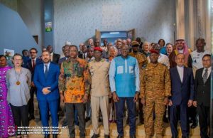 Burkina: des membres du Gouvernement échangent avec le Corps diplomatique accrédité