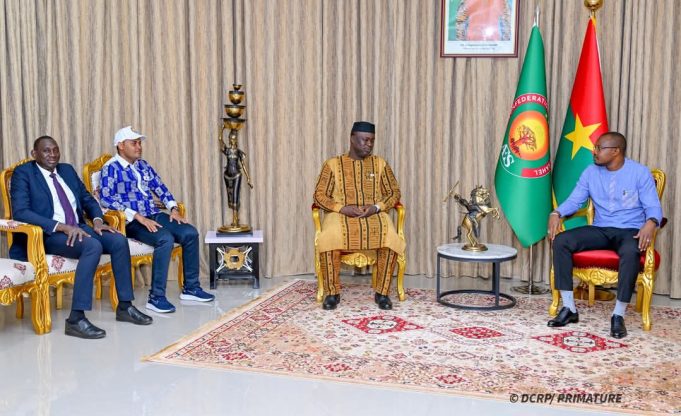 Confédération AES: le Premier ministre Jean Emmanuel Ouédraogo échange avec les ministres de la Jeunesse