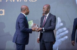 Côte d’Ivoire/AG BAD: Idrissa Nassa reçoit le Prix “Lifetime Achievement”