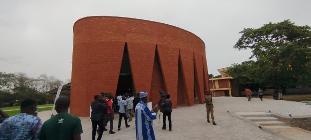 Le mausolée de l'ancien président burkinbè, Thomas Sankara et ses 12 compagnons, inauguré