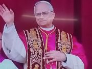 Vatican: la fumée était-elle trop blanche pour que le pape soit…noir?
