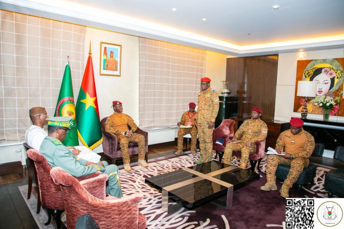 Moscou: les ministres de la Défense de l’AES reçoivent des orientations du Capitaine Ibrahim Traoré