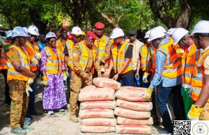 Initiative présidentielle «Faso Mêbo»: Les membres du gouvernement offrent 150 tonnes de ciment