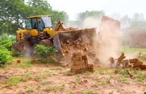 Bobo-Dioulasso: démolition des constructions illégales sur le domaine de l’armée à Kiri