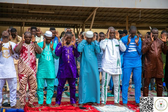 Prière de l’Aïd El Kébir : Le Président du Faso communie avec les soldats