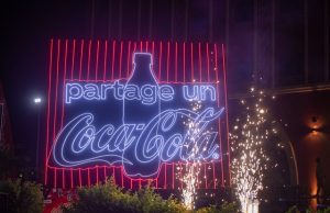 « Partage un Coca-Cola » est de retour ! La magie de retrouver ton prénom sur la bouteille emblématique fait son grand retour